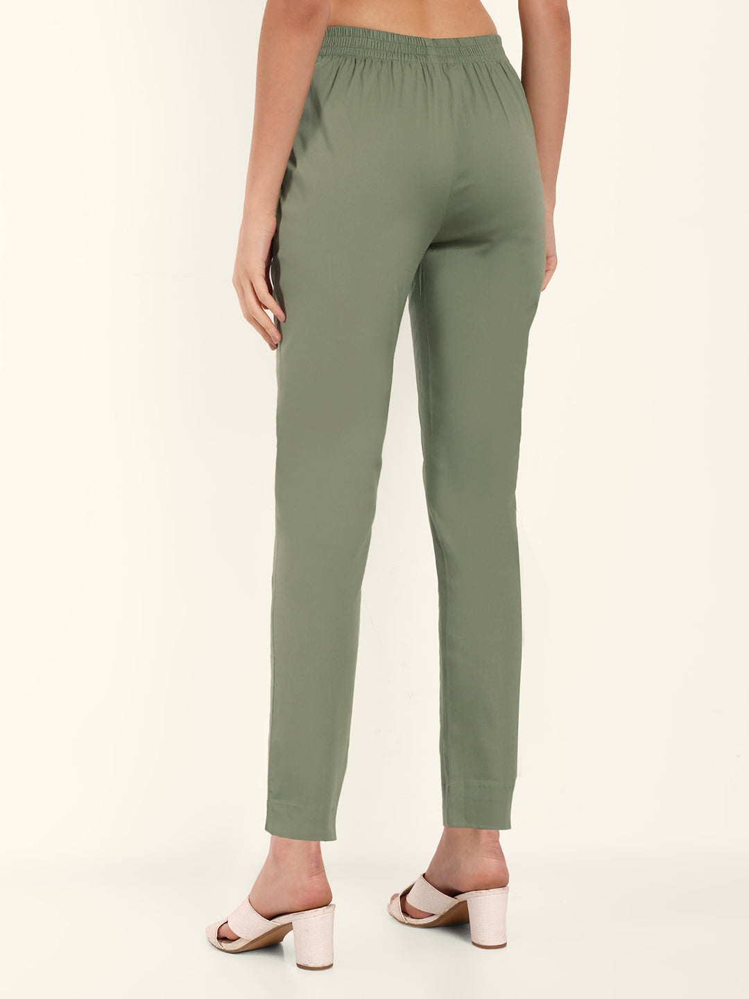 Naariy Pista Green Stretchable Cotton Pant