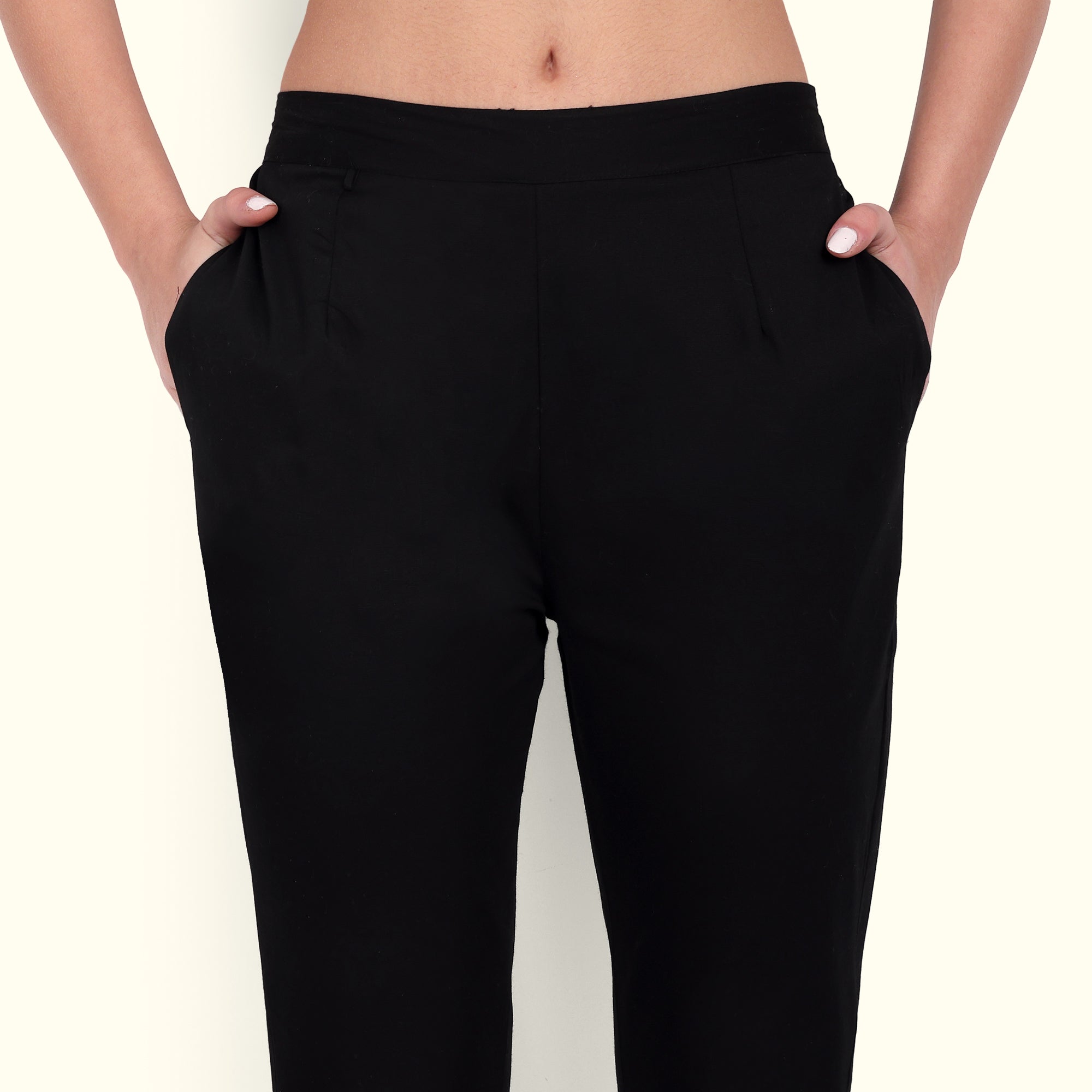 Naariy Black Stretchable Cotton Pant