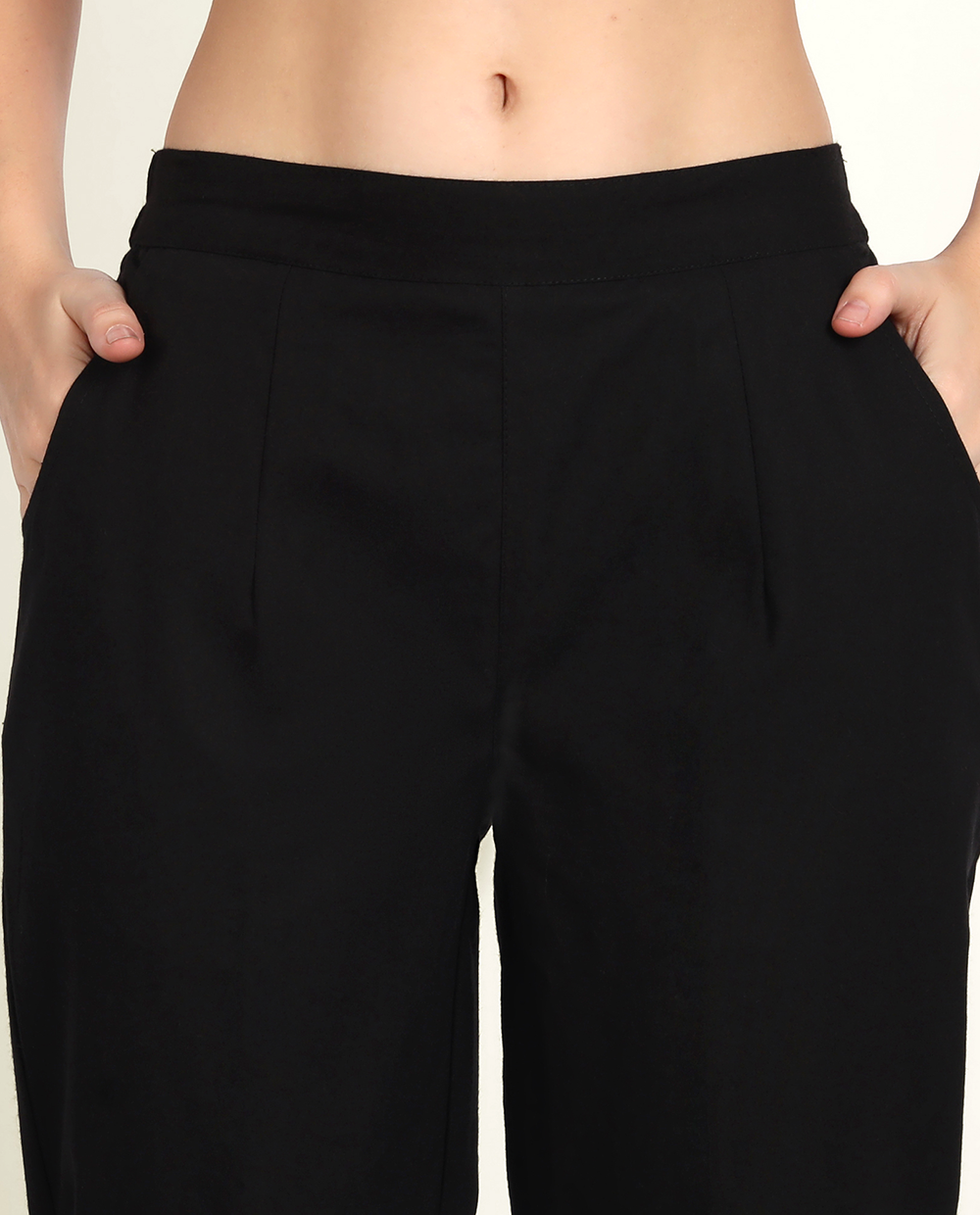 Naariy Black Solid Women Regular Fit Cotton Trouser With Pocket