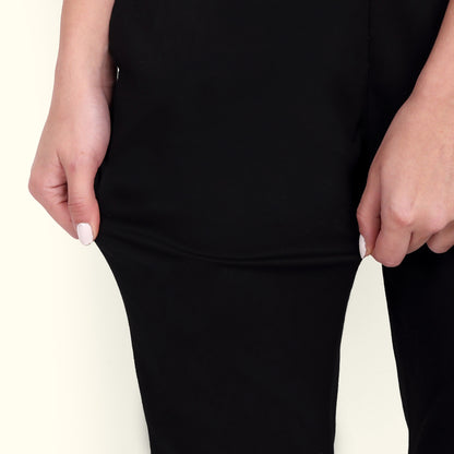 Naariy Black Stretchable Cotton Pant For Women