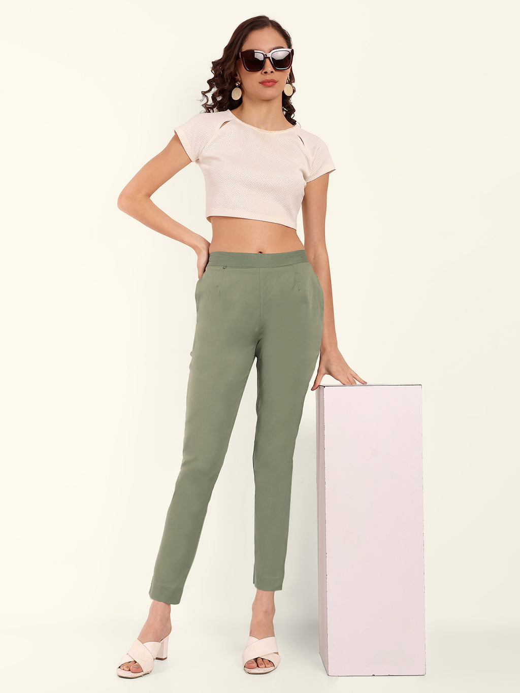 Naariy Pista Green Stretchable Cotton Pant With Comfort For Women