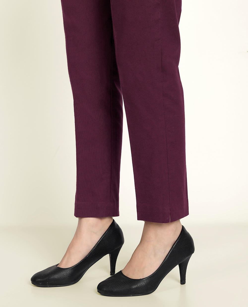 Wine Solid Women Regular Fit Cotton Trouser